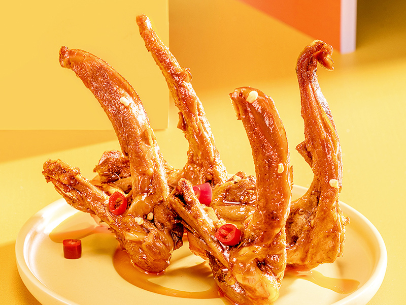 辣小鴨麻辣鴨貨店加盟適合大學(xué)生創(chuàng  )業(yè)嗎?